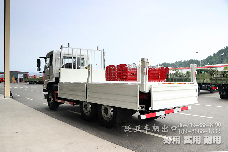 东风EQ2100E6D_东风六驱越野卡车_6*6东风经典长头货车_经典款东风尖头,3.5吨越野车_东风3.5吨运兵车_东风六驱eq2100_东风长头货车_东风经典卡车
