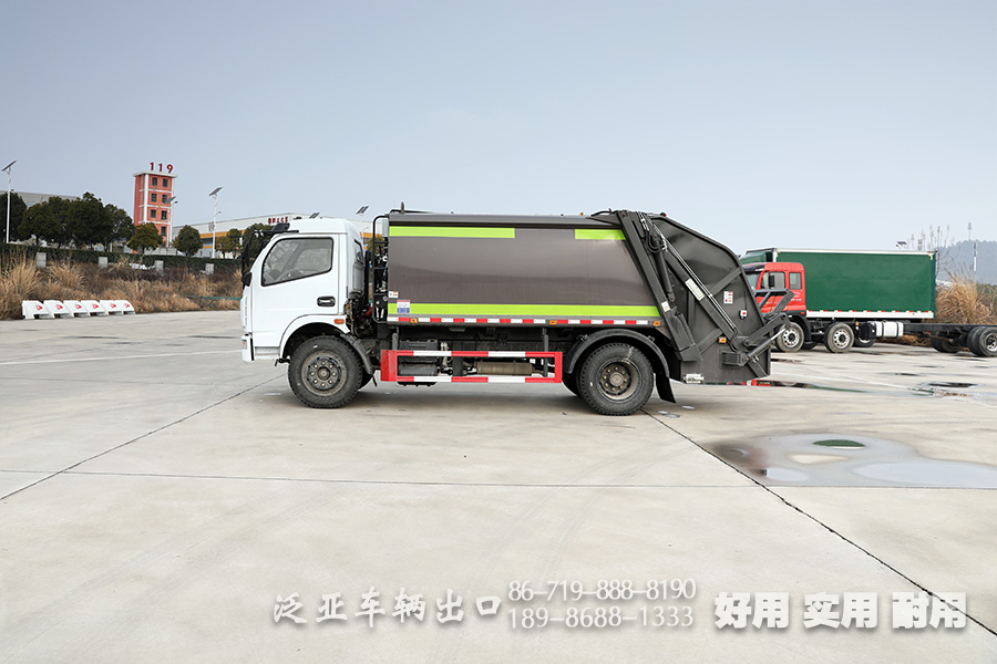 压缩式垃圾车,9立方垃圾车,东风环卫车,垃圾车厂家,垃圾车销售,4*2垃圾车