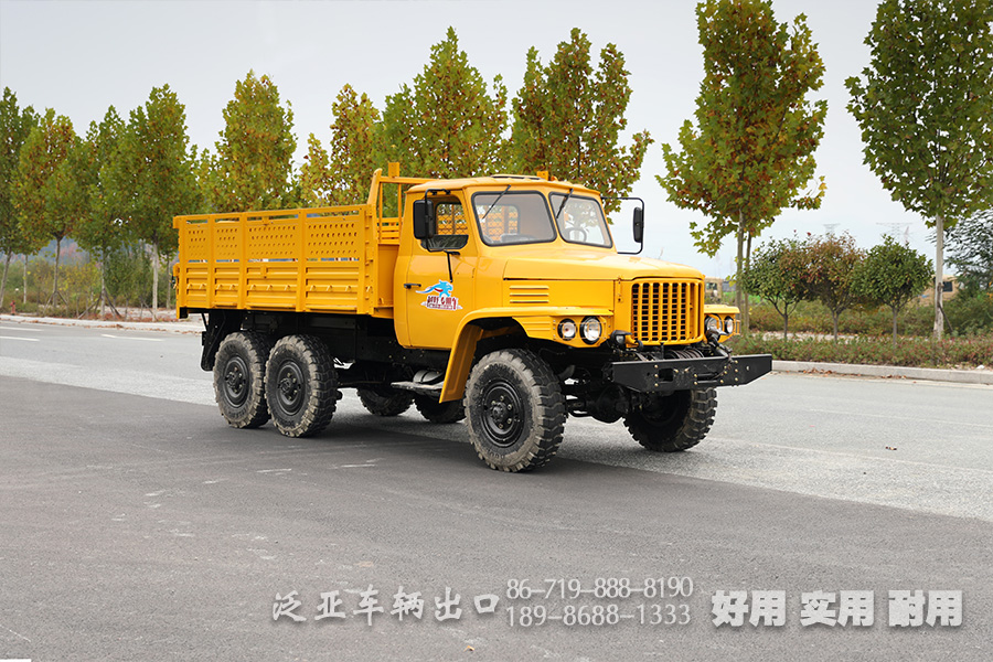 东风6X6,EQ2082,EQ240,6X6长头卡车,双玻璃柴油卡车,四吨民用卡车,尖头越野运兵车,25Y