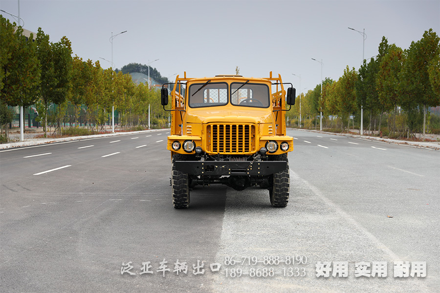 东风6X6,EQ2082,EQ240,6X6长头卡车,双玻璃柴油卡车,四吨民用卡车,尖头越野运兵车,25Y
